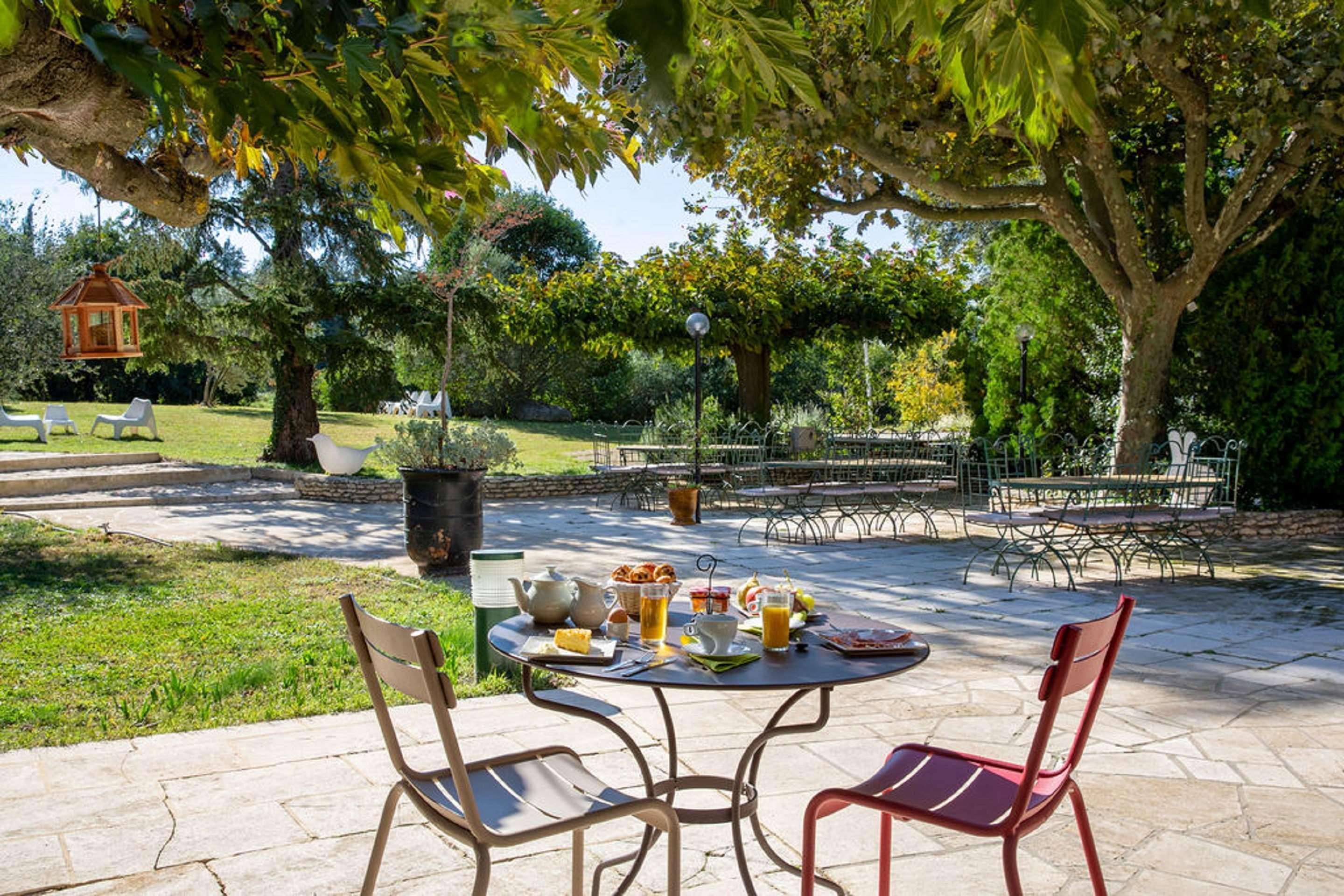Best Western Le Val Majour Fontvieille Exterior foto