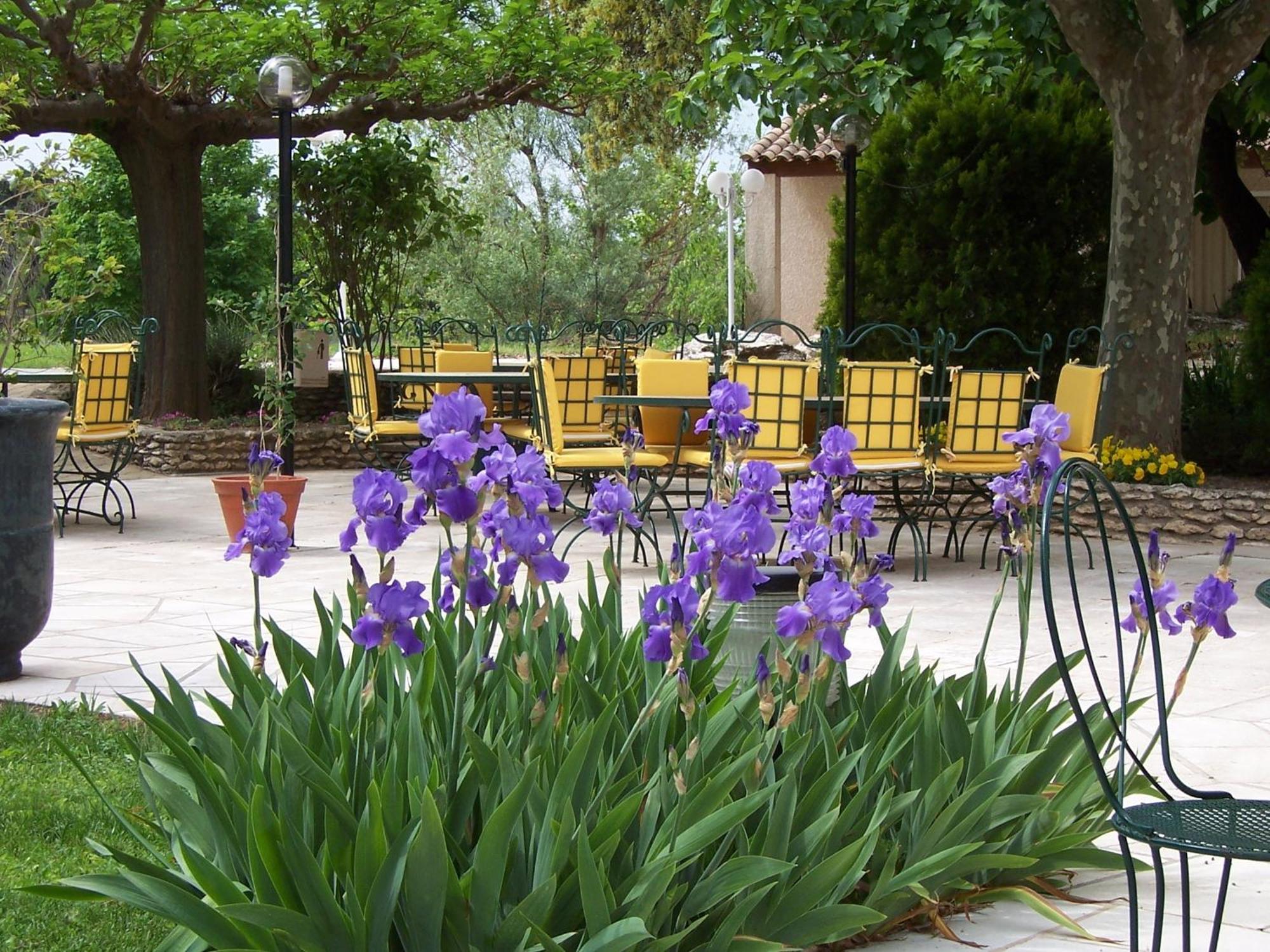 Best Western Le Val Majour Fontvieille Exterior foto
